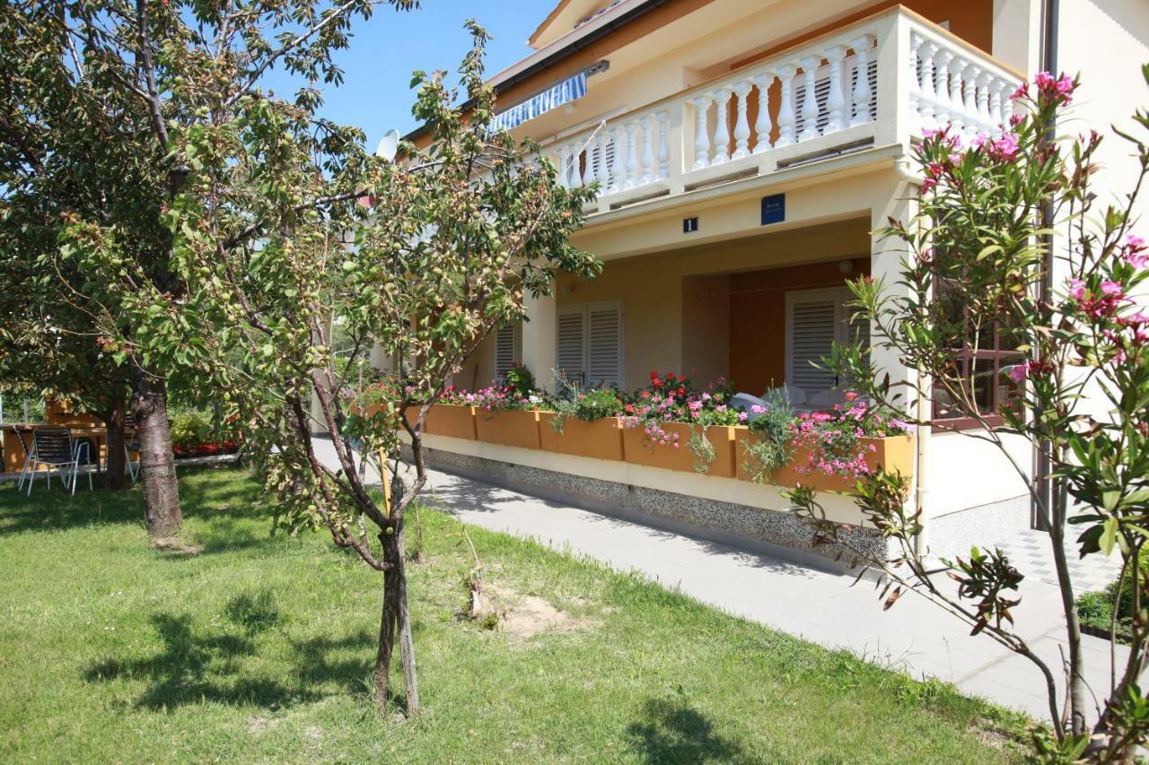 Apartments & Room Jagoda باشْكا المظهر الخارجي الصورة